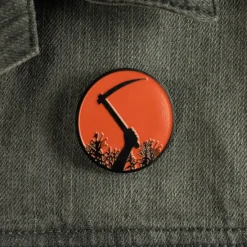 Trick Or Treat Studios Children of the Corn - Sickle Enamel Pin