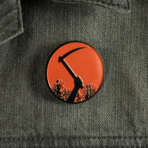 Trick Or Treat Studios Children of the Corn - Sickle Enamel Pin