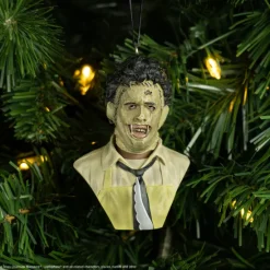 Trick Or Treat Studios Holiday Horrors - The Texas Chainsaw Massacre (1974) - Leatherface Ornament