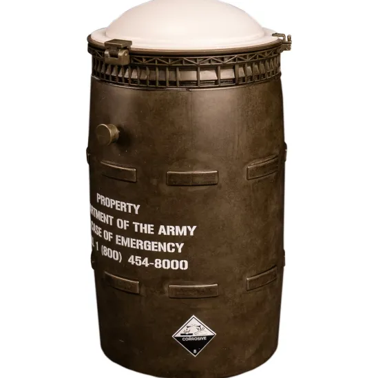 return_of_the_living_dead_SKUdGvpMz9VLq_12.webp Trick Or Treat Studios Return of the Living Dead - 245 Trioxin Barrel Set