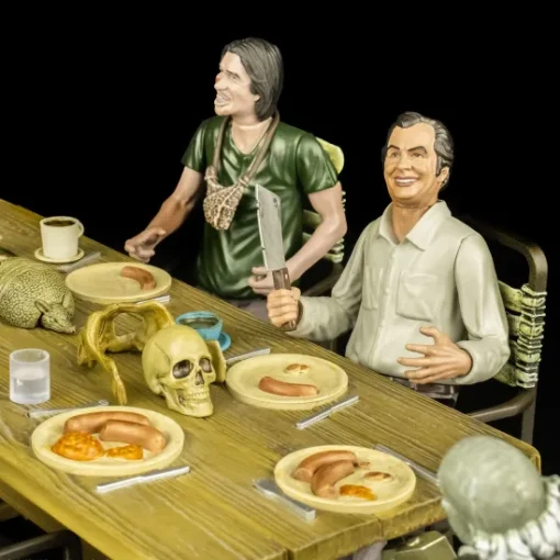 Trick Or Treat Studios The Texas Chainsaw Massacre (1974) - Dinner Scene Playset